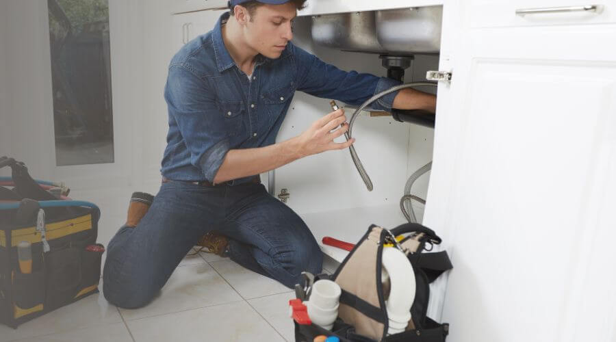 Professional sink repair in Leoti, KS
